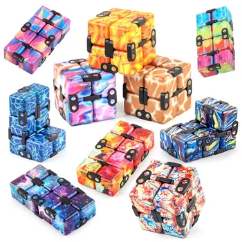 16stylers Ustvarjalne magic cube igrače za lajšanje otrok tlak, neskončno pisarni šole, sestavljanke, kocke darilo igrače