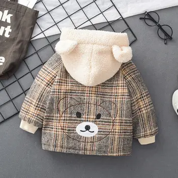 Dojenček Fant je plašč 0-5 let spomladi in jeseni suknjič oblazinjeni jakno otrok Kariran kapuco suknjič Risanka vezene medved 1