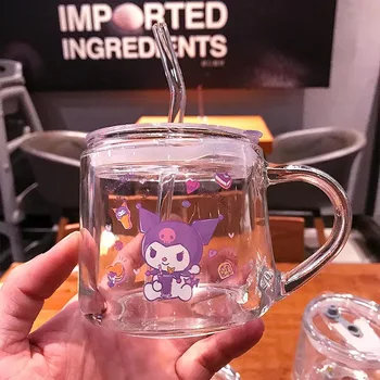Sanrioed Anime Cinnamoroll Melodijo Kuromi Stekleno posodico z Pokrovom Slame Kawaii Kava Čaj Vrč Pijače, Sladice Zajtrk Mleko Pokal Darila